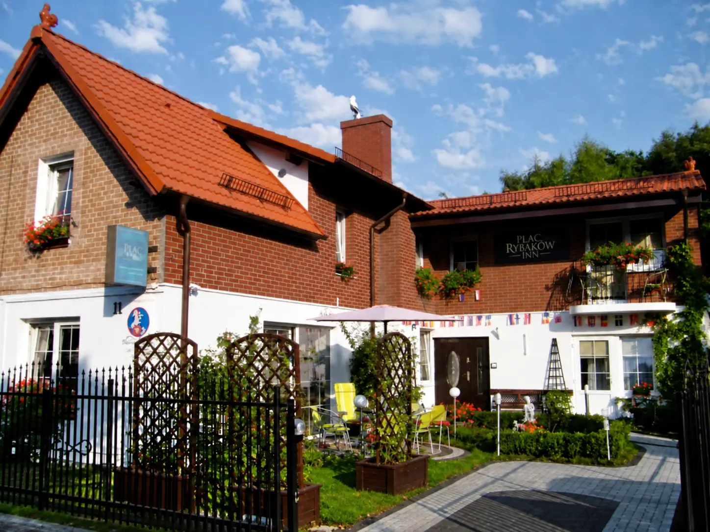 Budynek pensjonatu Plac Rybaków INN w Sopocie