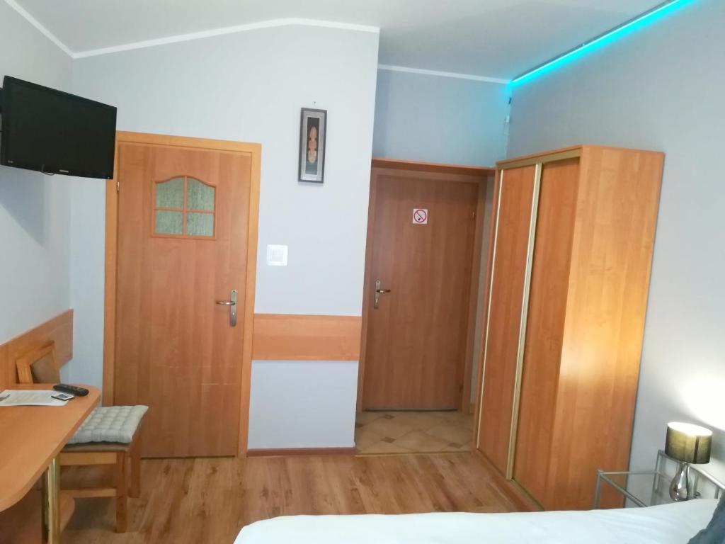 Pokój dwuosobowy z balkonem – zdjęcie pokoju w Sopocie