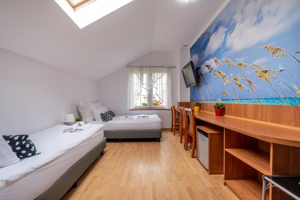 Pokój trzyosobowy – pokój w Plac Rybaków INN Sopot