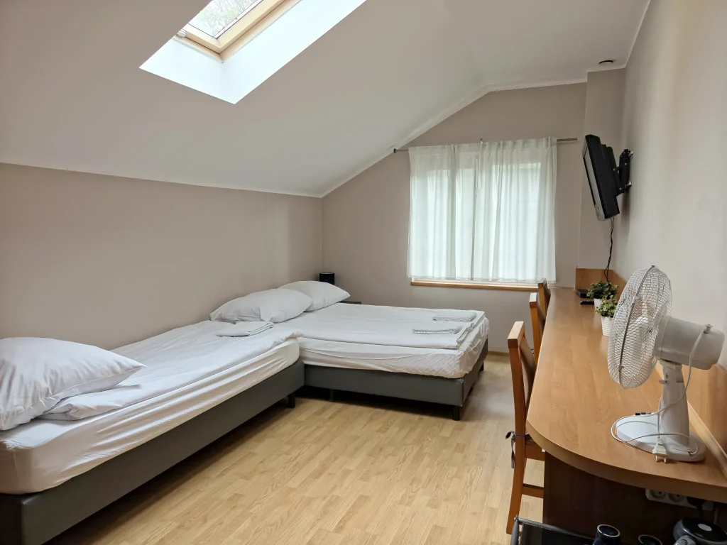 Pokój trzyosobowy – pokój w Plac Rybaków INN Sopot